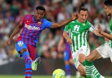 مباراة برشلونة وريال بيتيس بث مباشر