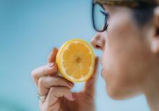 خطر فقدان حاسة الشم في متوسط العمر