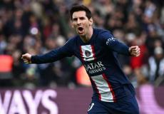 ليونيل ميسي يحتفل بهدفه مع باريس
