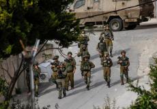 جنود الاحتلال يقتحمون بلدات القدس