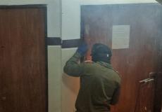 لحظة إغلاق الاحتلال منزل منفذ عملية القدس