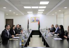 الشيخ يطلع الممثل لأميركي الخاص للشؤون الفلسطينية على اعتداءات الاحتلال ومستوطنيه