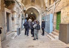 انتشار شرطة الاحتلال في البلدة القديمة على إثر عملية الطعن