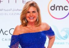 الفنانة يسرا