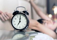 الاستيقاظ ظاهرة شائعة، لكن العلم لا يزال يواجه صعوبة في شرح كيفية حدوثها