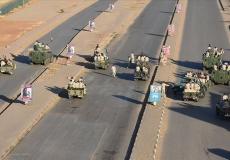 آخر أخبار السودان حيث مركبات عسكرية تحمل مسلحين
