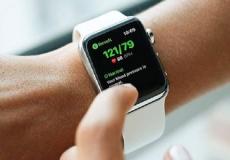أول ساعة ذكية لقياس السكر في الدم