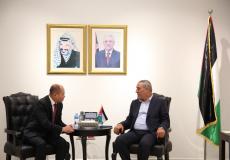 حسين الشيخ يكشف عن موعد زيارة الرئيس عباس للصين