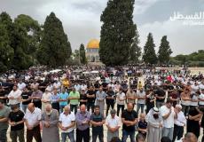 55 ألفًا يؤدون صلاة الجمعة في الأقصى وسط إجراءات مشددة