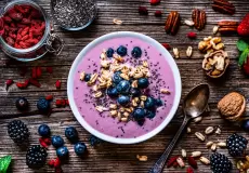 فاكهة التوت الأزرق تقلل من ضرر الأشعة فوق البنفسجية على الجلد