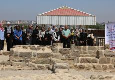 جانب من مبادرة "مسار زيارة المعالم الأثرية والسياحية في قطاع غزة"