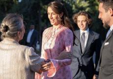 لأميرة رجوة آل سيف وزوجها الأمير حسين في حفل زفاف ملكي