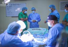 مستشفى حمد بغزة يستقبل وفداً قطرياً لتجهيز لإجراء 50 عملية زراعة قوقعة