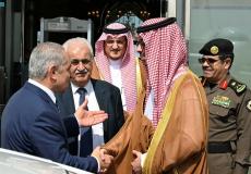 اشتية يغادر جدة عقب أدائه مناسك الحج