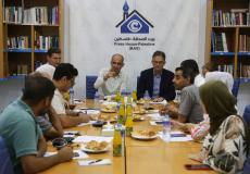 جانب من لقاء سفير ألمانيا في فلسطين وزيارة بيت الصحافة