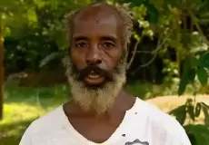 عاش بها لسنوات وحيدا.. وفاة "ليبي الأمازون" بحادث سير