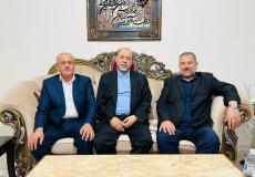 صالح العاروري مع موسى أبو مرزوق وجميل مزهر