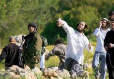 مستوطنون يهاجمون منازل في منطقة المسعودية شمال غرب نابلس