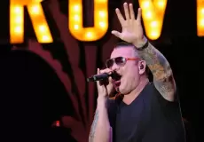سبب وفاة المطرب العالمي ستيف هارويل Steve Harwell