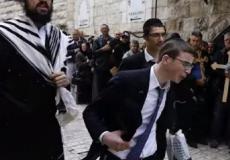 حماس تعقب على اعتداء المستوطنين على المسيحيين في القدس