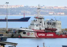 الكويت وتركيا ترسلان سفينة مساعدات جديدة الى غزة