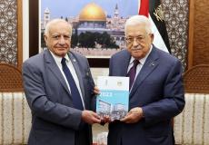 الرئيس عباس يتسلم التقرير السنوي للمجلس الأعلى للإبداع