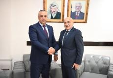 "البوريني" يتسلم رسميا قيادة جهاز الارتباط العسكري الفلسطيني