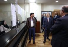 رئيس الوزراء يزور مقر وزارة العدل برام الله