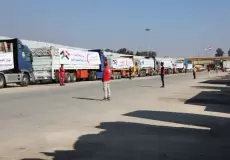 شاحنات المساعدات عبر معبر رفح