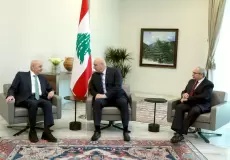 الرئيس اللبناني خلال اجتماعه مع رئيس مجلس النواب ورئيس الحكومة المكلف