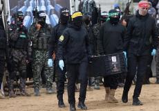 أزمة تسليم جثامين الأسرى القتلى عالقة لكنها قابلة للحل