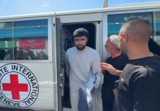 الاحتلال يُفرج عن 10 أسرى من قطاع غزة عبر بوابة "كيسوفيم"