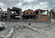 دمار مبنى بلدية دير البلح