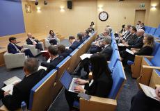مصطفى يجتمع مع ممثلي البعثات الأوروبية