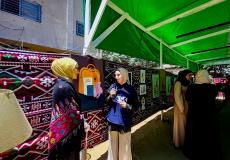 الكوفية في لوحات غزة: رمز مقاومة وهوية لا تغيب