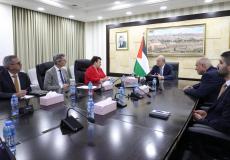 رئيس الوزراء يلتقي مع اتحاد البلديات الهولندية