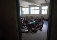 طلبة يستأنفون الدراسة في مدرسة الرازي