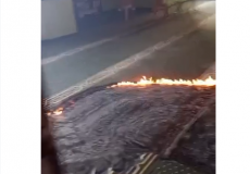 مستوطنون يحرقون مسجدا غرب سلفيت