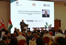 وزارة الاقتصاد تنظم جلسة حوارية موسعة ناقشت التحديات الاقتصادية