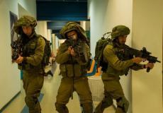 اقتحامان لمستشفيين في الخليل