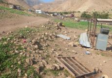 20 عائلة ترحل قسرا عن تجمع الشلال