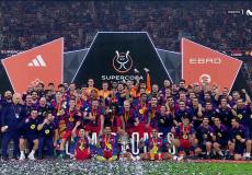 برشلونة يعتلي عرش "السوبر الإسباني" بانتصار درامي على ريال مدريد في جدة