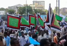 مقديشو تحتج: تظاهرات حاشدة تنديداً بالاعتراف الإسرائيلي بـ "صوماليلاند"