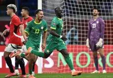 ماني يحتفل بهدفه في مصر