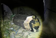 الشرطة الفلسطينية تتعامل مع شظايا صاروخية سقطت في بيت لحم يوم الأربعاء الماضي