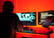 أمن إسرائيل يحذر وزراءه من اختراقات إيرانية