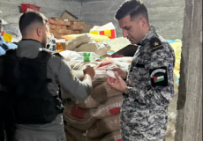 الخليل: ضبط 3.5 طن مواد غذائية فاسدة