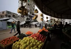 أسواق غزة وسط الدمار - تعبيرية