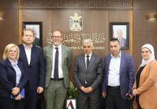 "التربية" واليونيسف يبحثان خطة تعافي التعليم في قطاع غزة