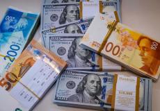 الشيكل يقترب من حاجز الـ 3: هل ينهار الدولار محلياً؟